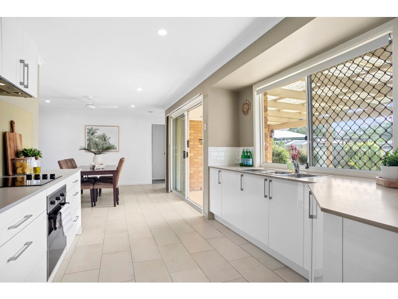 8 Tralee Street, Bracken Ridge QLD 4017