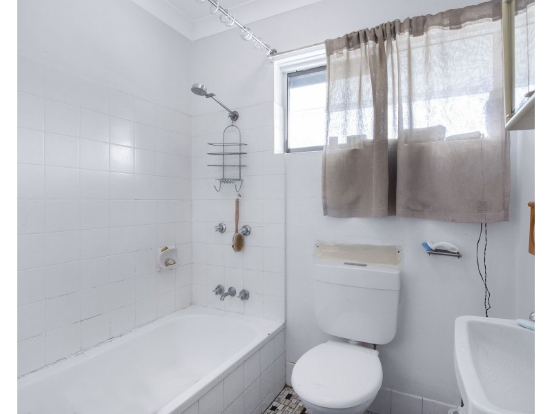 1/19 Seeney Street, Zillmere QLD 4034