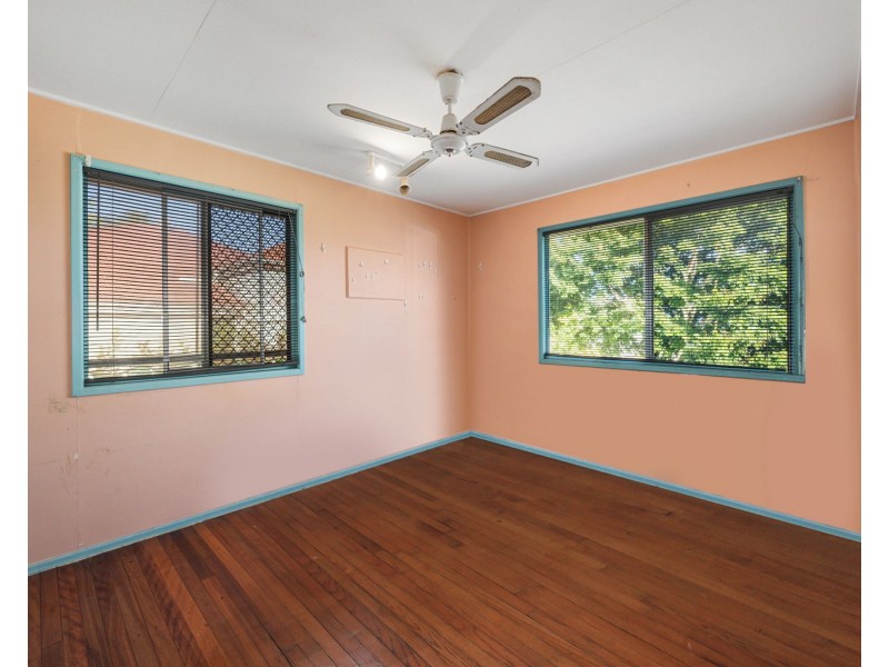 33 Gillies Street, Zillmere QLD 4034