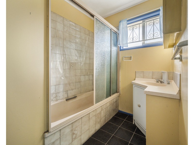 33 Gillies Street, Zillmere QLD 4034