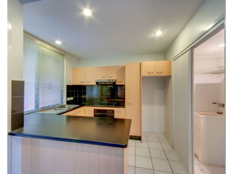 2/105 Hall Street, Alderley QLD 4051