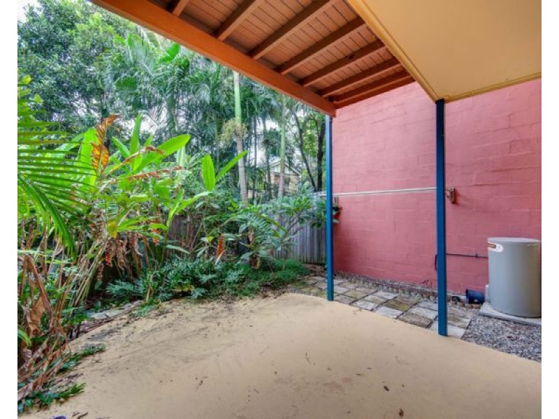 2/105 Hall Street, Alderley QLD 4051