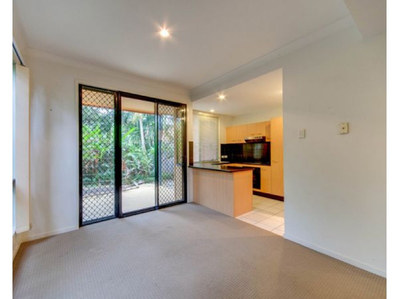 2/105 Hall Street, Alderley QLD 4051