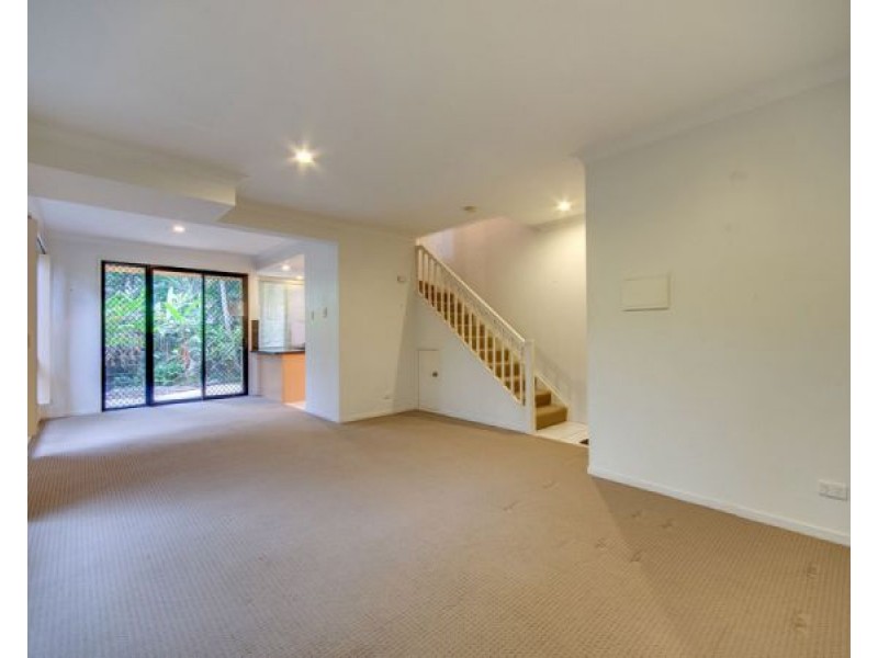 2/105 Hall Street, Alderley QLD 4051