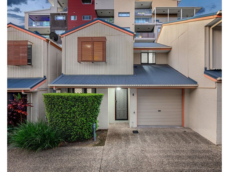 8/23 Kingsmill St, Chermside QLD 4032