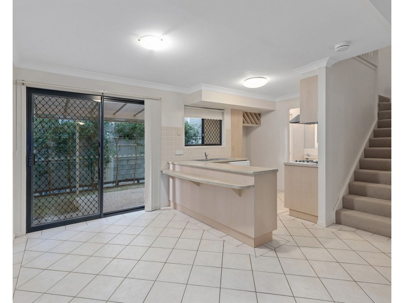 8/23 Kingsmill St, Chermside QLD 4032
