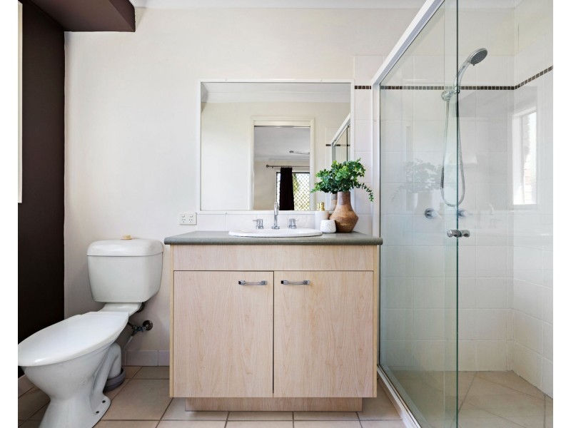 8 Chamberlain Place, Bracken Ridge QLD 4017