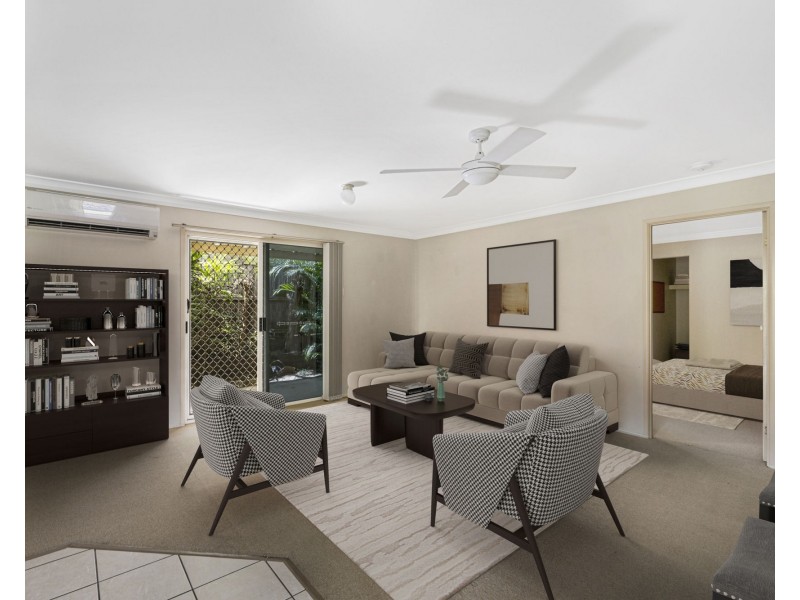 22 Blue Mountain Crescent, Warner QLD 4500