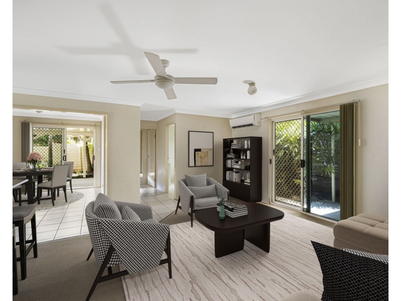 22 Blue Mountain Crescent, Warner QLD 4500