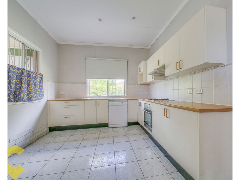 14 Bartholomew Street, Zillmere QLD 4034