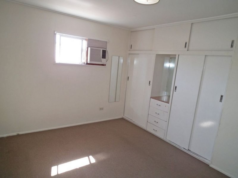 323 Maundrell Terrace, Aspley QLD 4034