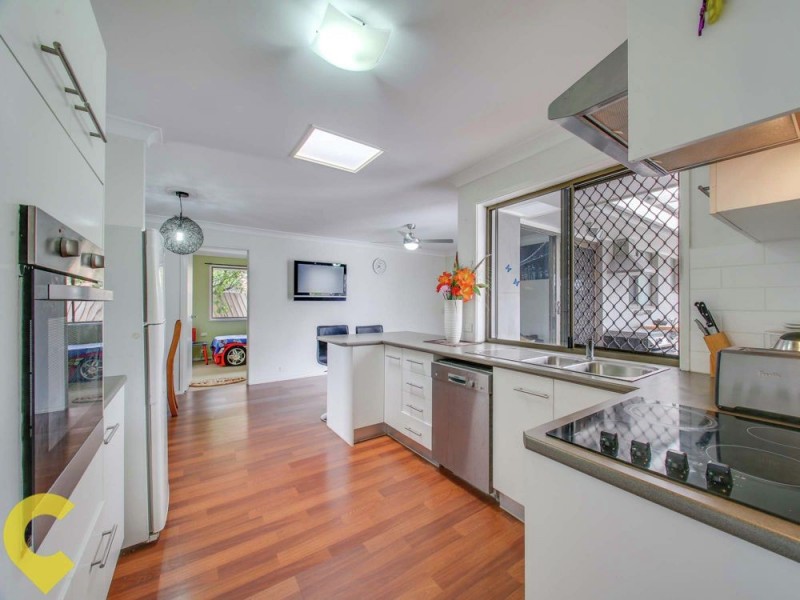 18 Edwards Drive, Albany Creek QLD 4035