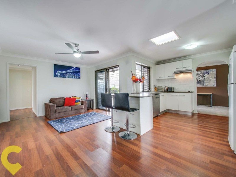 18 Edwards Drive, Albany Creek QLD 4035