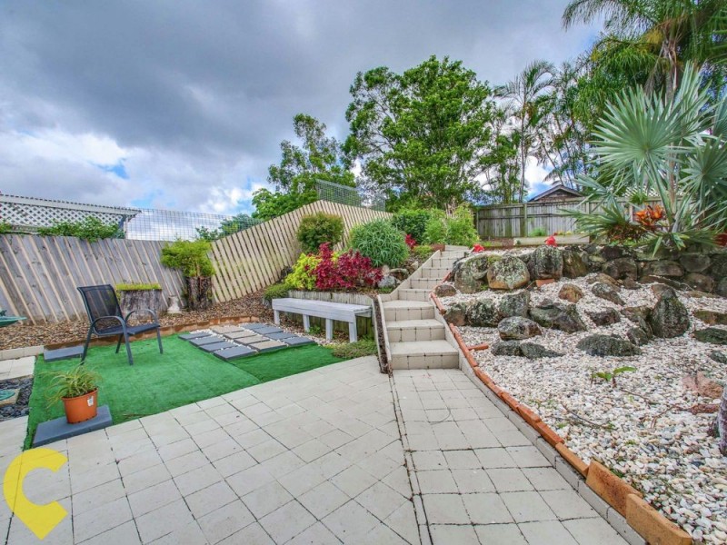 18 Edwards Drive, Albany Creek QLD 4035