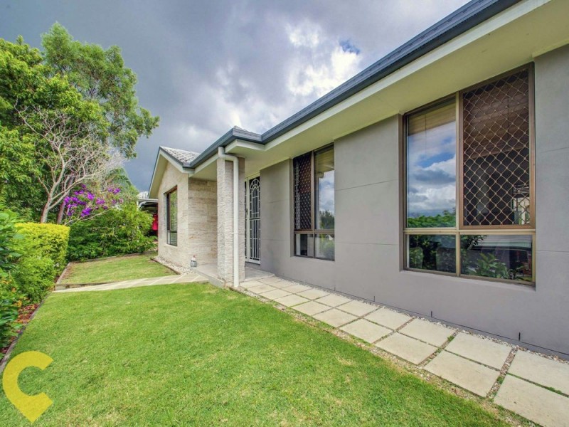 18 Edwards Drive, Albany Creek QLD 4035