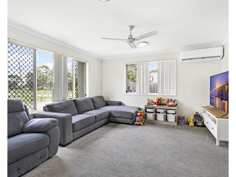 3 Flint Street, Bray Park QLD 4500