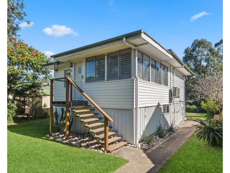 109 Birdwood Road, Holland Park West QLD 4121