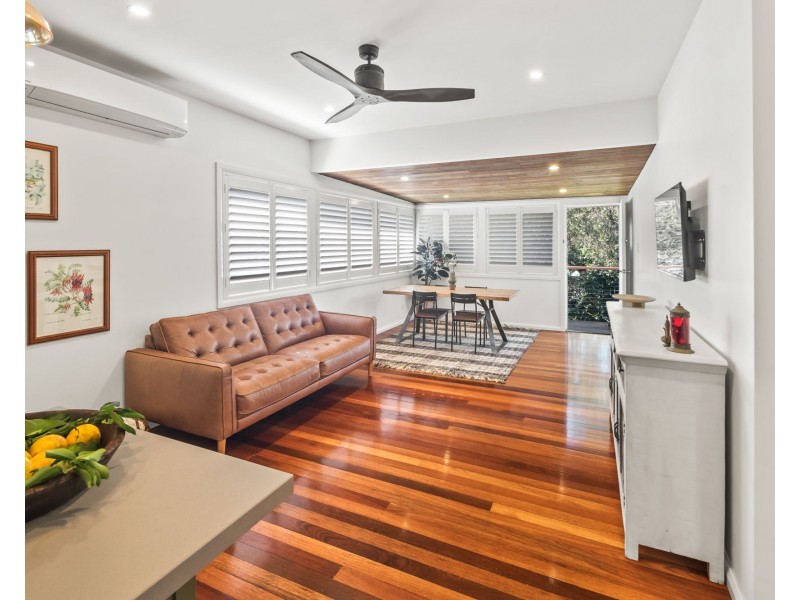 109 Birdwood Road, Holland Park West QLD 4121