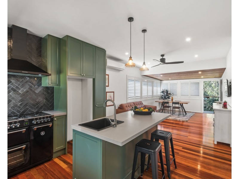 109 Birdwood Road, Holland Park West QLD 4121