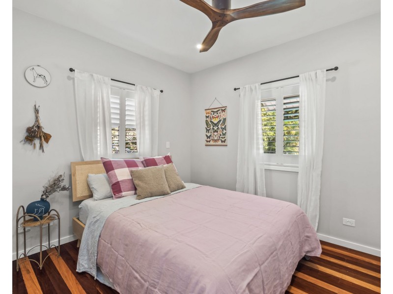 109 Birdwood Road, Holland Park West QLD 4121