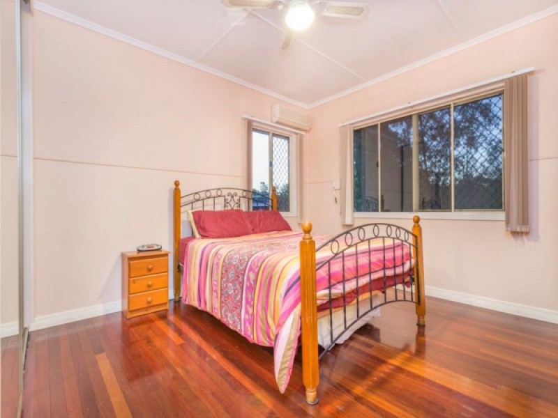 178 Sterculia Avenue, Holland Park West QLD 4121