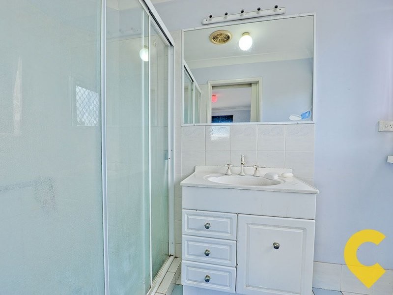 455 Broadwater Road, Mansfield QLD 4122