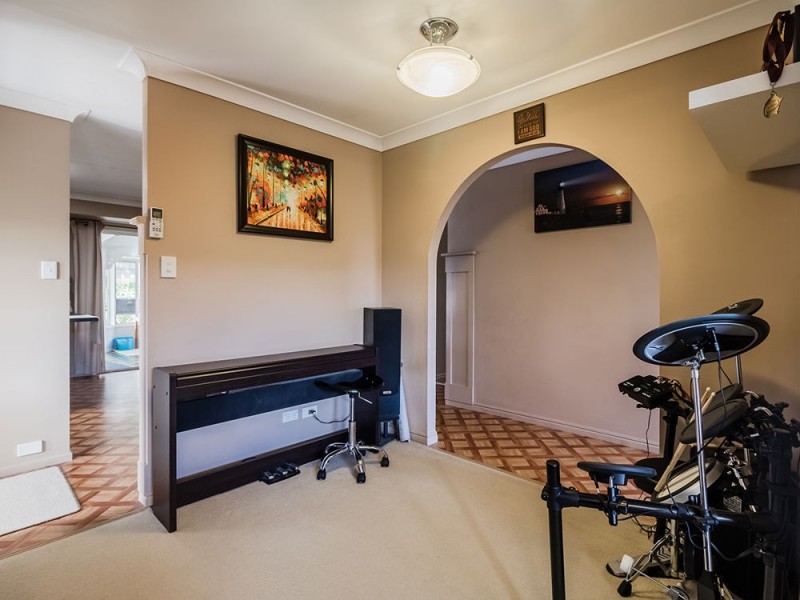 4 Lanjak Place, Tanah Merah QLD 4128