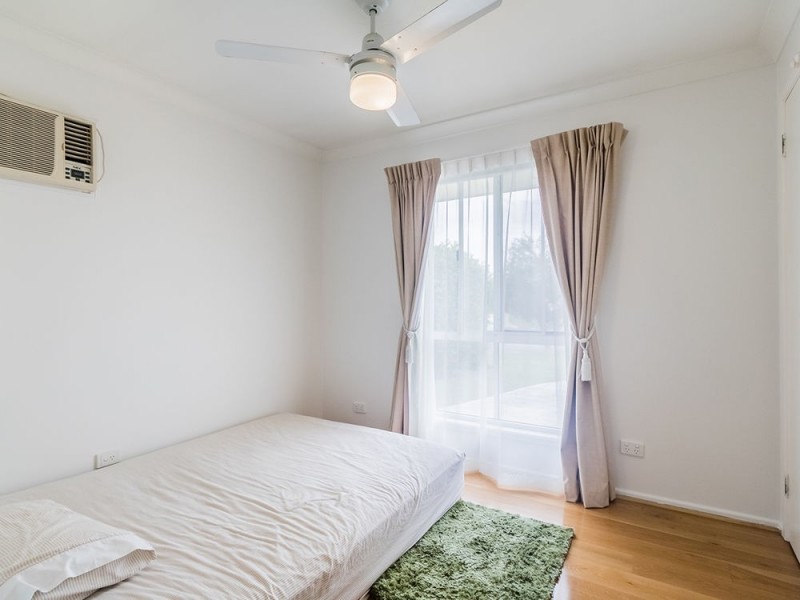 4 Lanjak Place, Tanah Merah QLD 4128