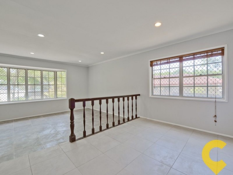 1023 Creek Road, Carindale QLD 4152