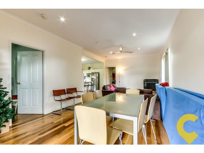 112 Oates Ave, Holland Park QLD 4121