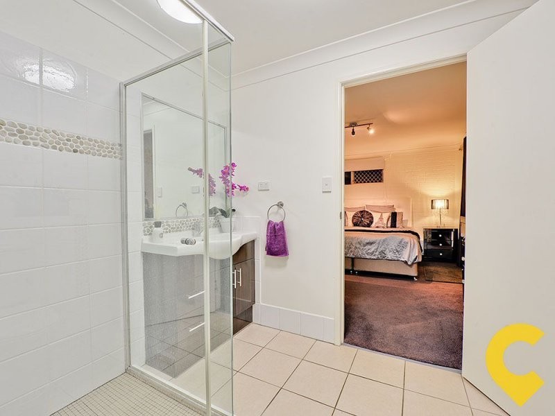 92 Cambridge Street, Carina Heights QLD 4152