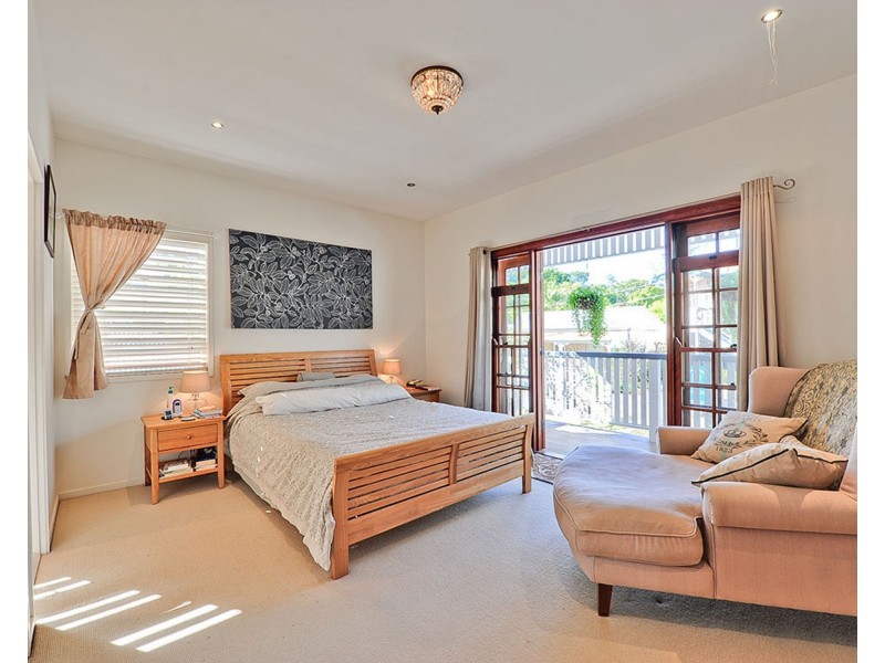 20 Eva Street, Red Hill QLD 4059