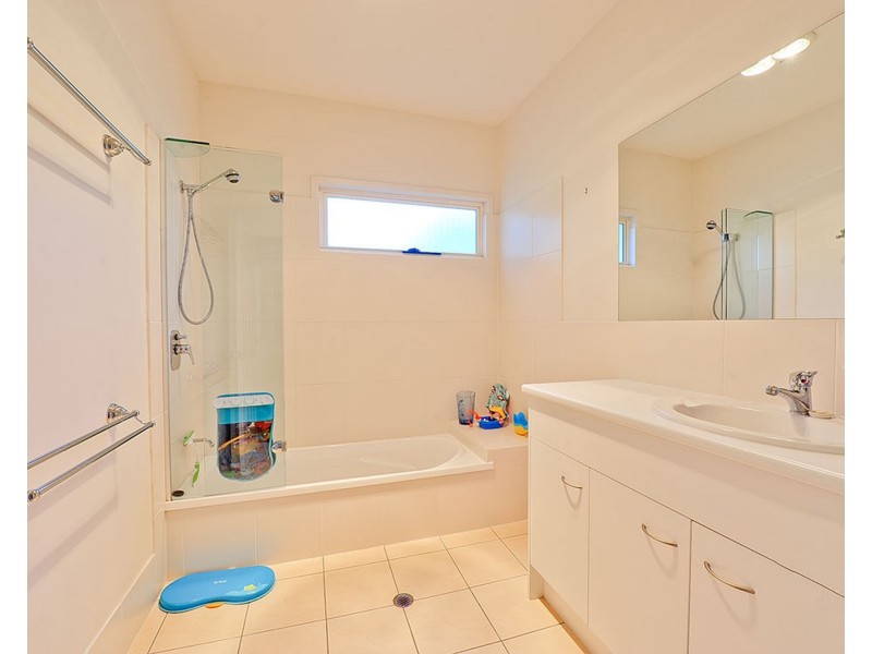 20 Eva Street, Red Hill QLD 4059