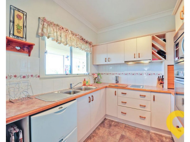 40 Marshall Road, Holland Park West QLD 4121