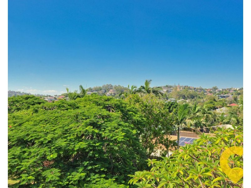40 Marshall Road, Holland Park West QLD 4121
