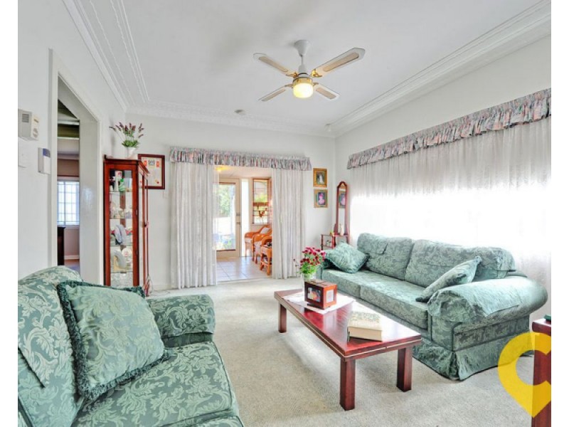 40 Marshall Road, Holland Park West QLD 4121