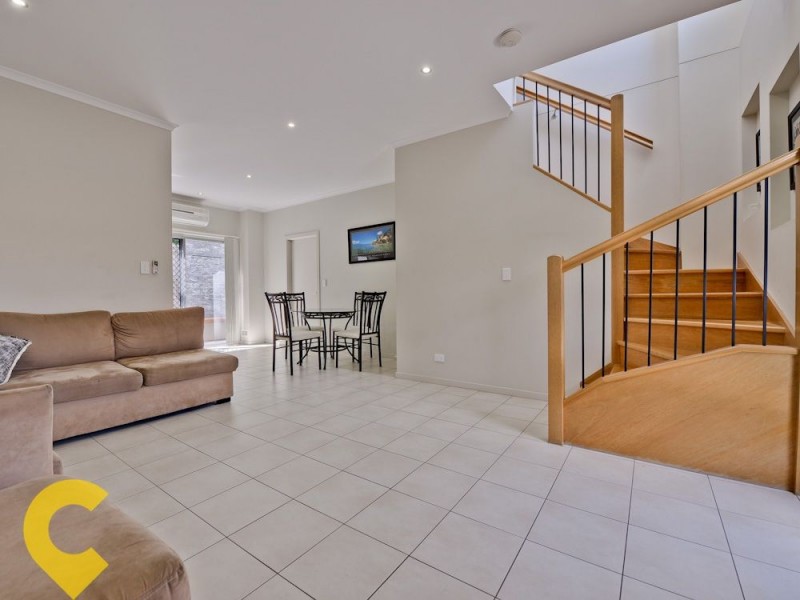 2/27 Anzac Road, Carina Heights QLD 4152