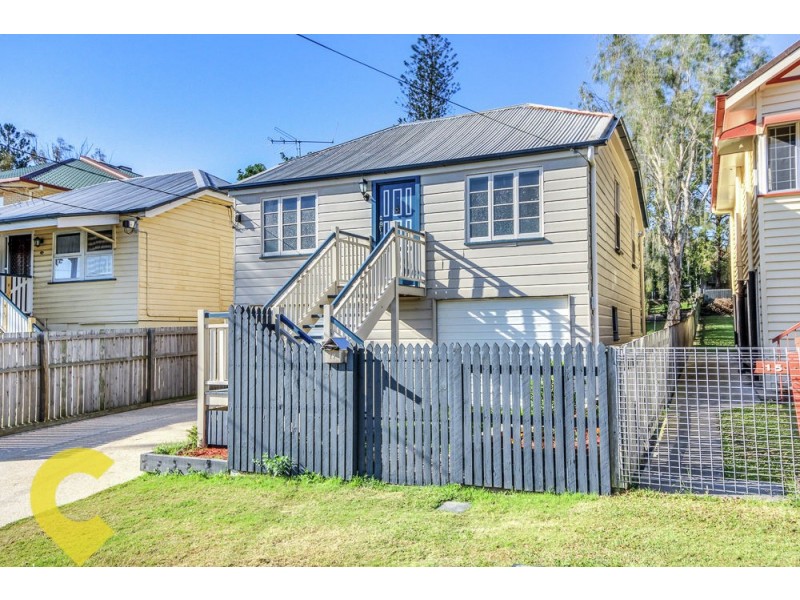 17 Newton Street, Coorparoo QLD 4151
