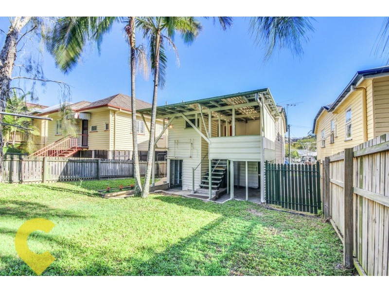 17 Newton Street, Coorparoo QLD 4151