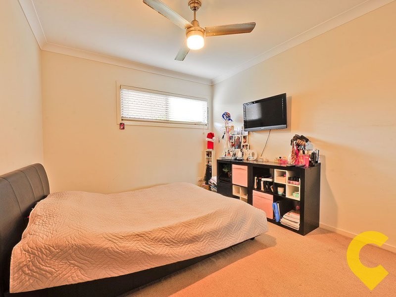 2/64 Kitchener Street, Coorparoo QLD 4151