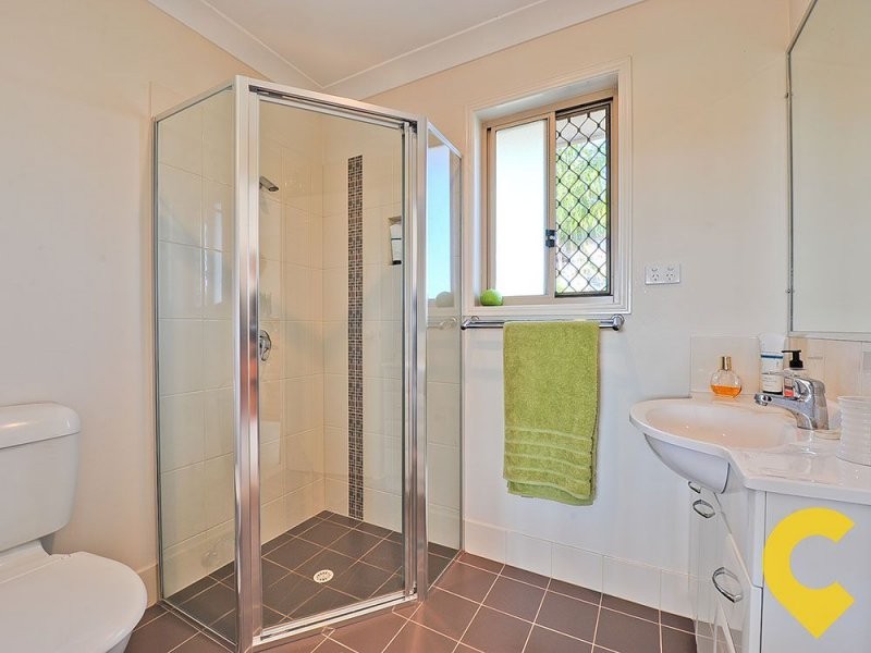 2/4-6 Wattle Street, Victoria Point QLD 4165