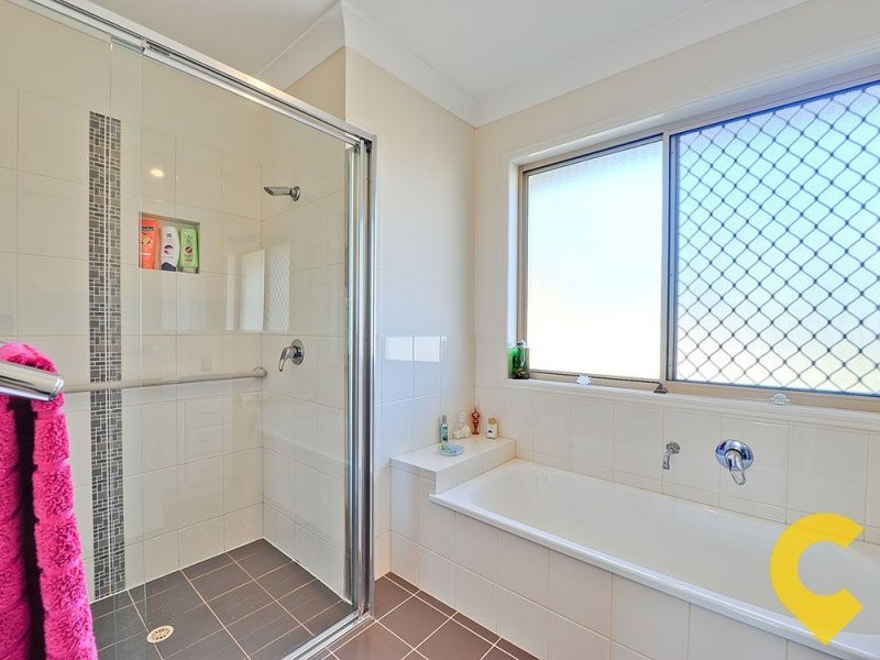 2/4-6 Wattle Street, Victoria Point QLD 4165