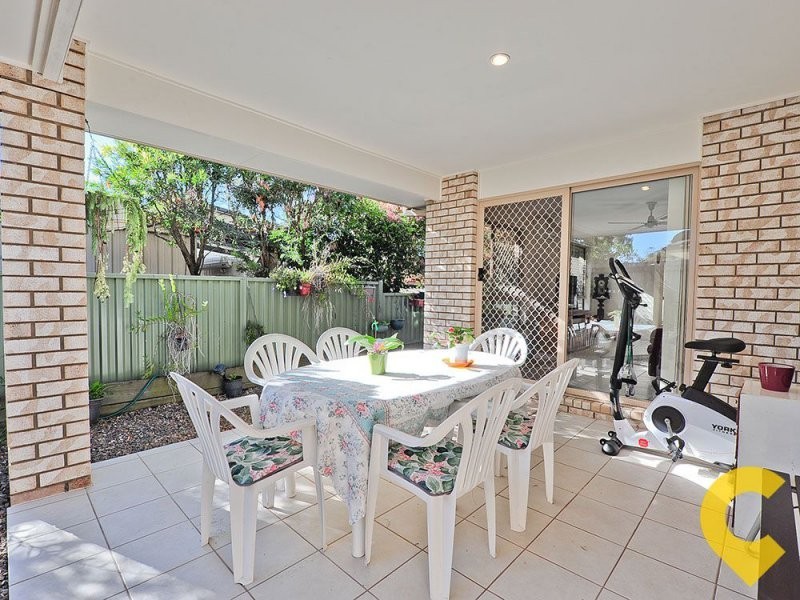 2/4-6 Wattle Street, Victoria Point QLD 4165