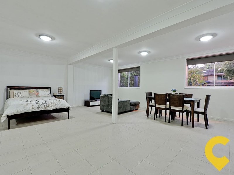 1 Warenda Street, Carina Heights QLD 4152