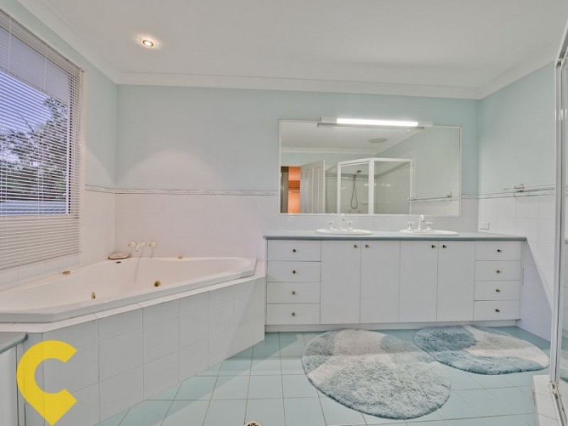 32 Wishart Road, Upper Mount Gravatt QLD 4122