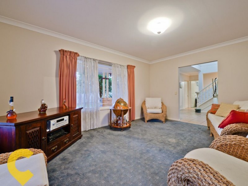 32 Wishart Road, Upper Mount Gravatt QLD 4122