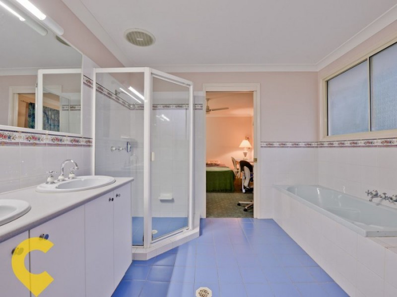 32 Wishart Road, Upper Mount Gravatt QLD 4122