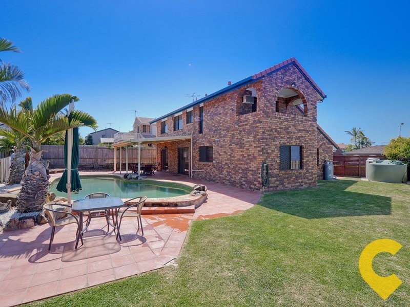 12 Myola Court, Carindale QLD 4152