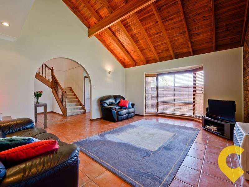 12 Myola Court, Carindale QLD 4152