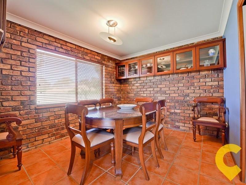 12 Myola Court, Carindale QLD 4152